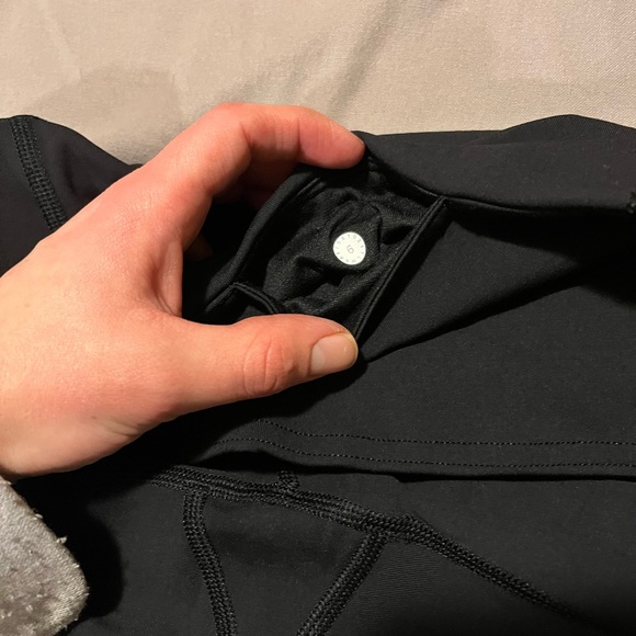 Lululemon Pants - perfect condition - Picture 5 of 6